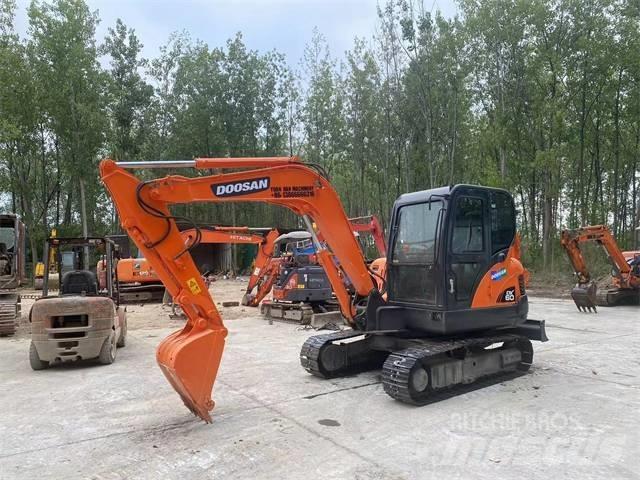 Doosan DX60 Mini bageri < 7t