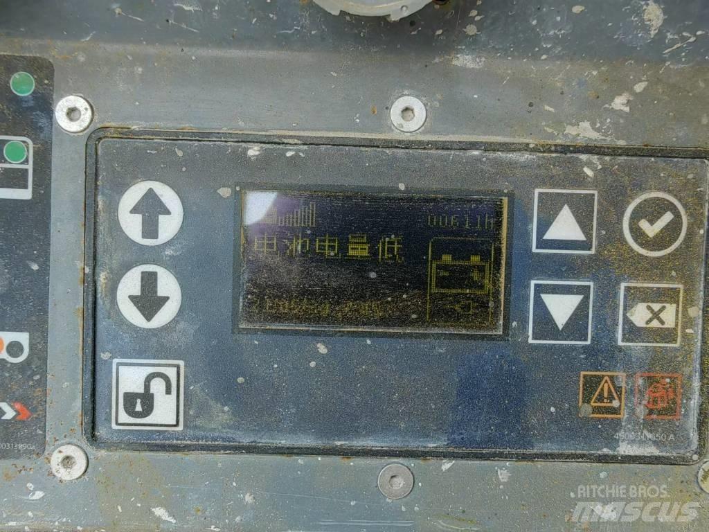 Haulotte OPTIMUM 8 Makazaste platforme