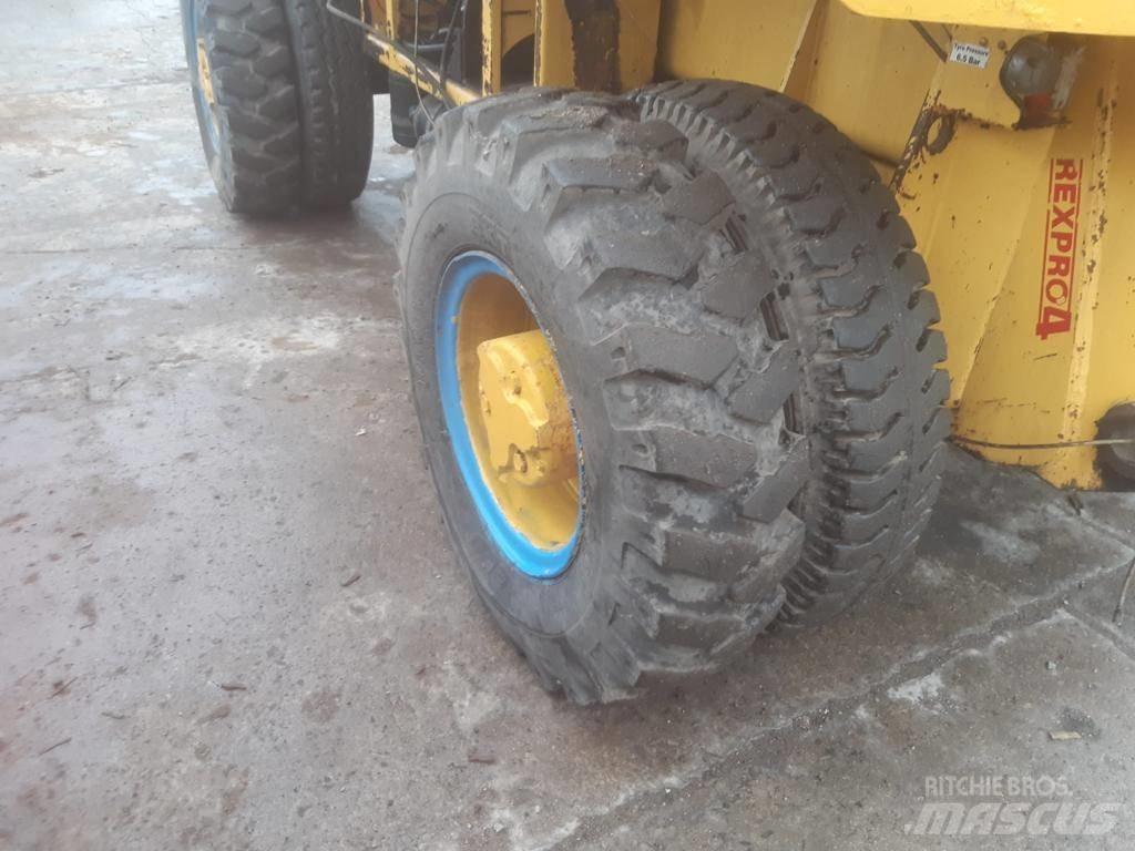 CASE WX 170 Bageri točkaši
