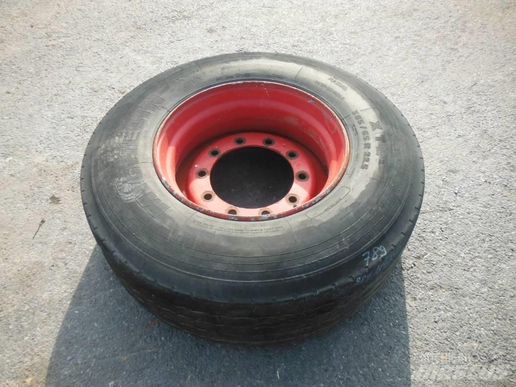 Michelin 385/65R22.5 Gume, točkovi i felne