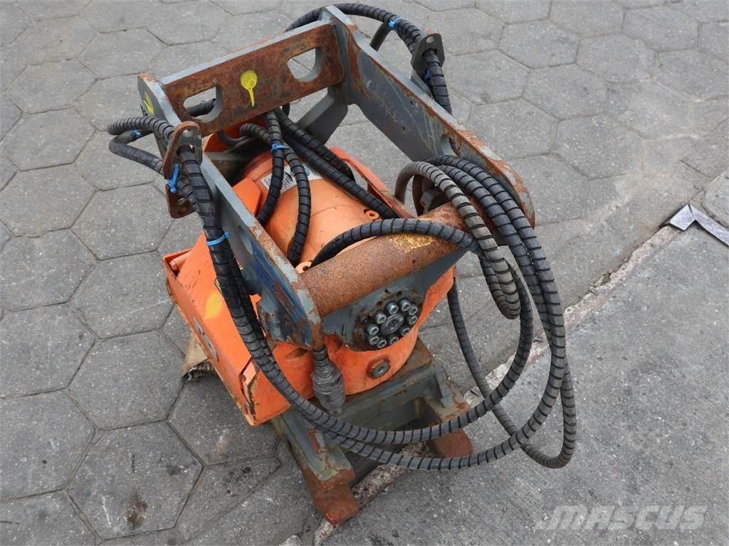  TILT ROTATOR TR07 Brze spojke