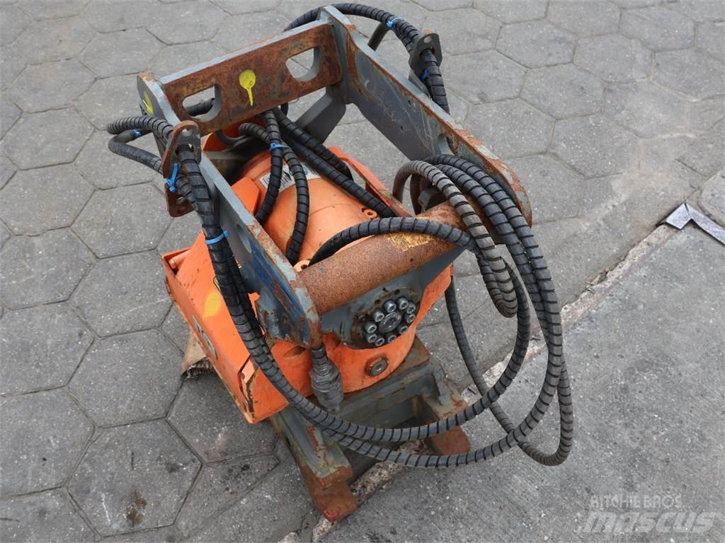  TILT ROTATOR TR07 Brze spojke