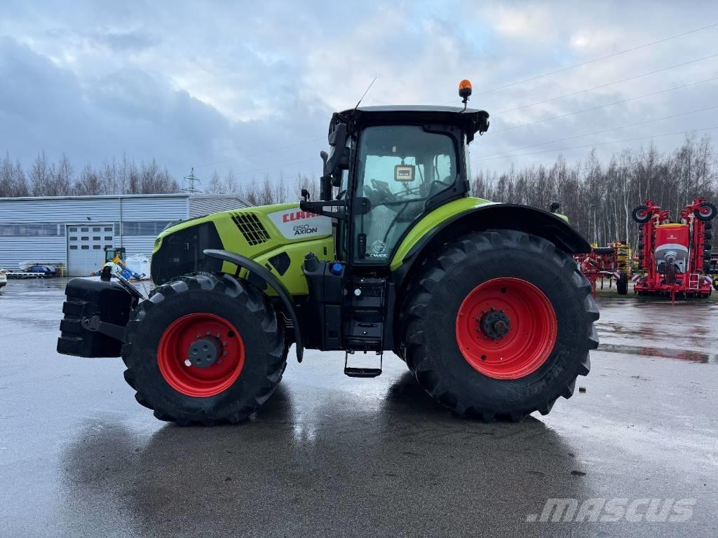 CLAAS Axion 850 Traktori