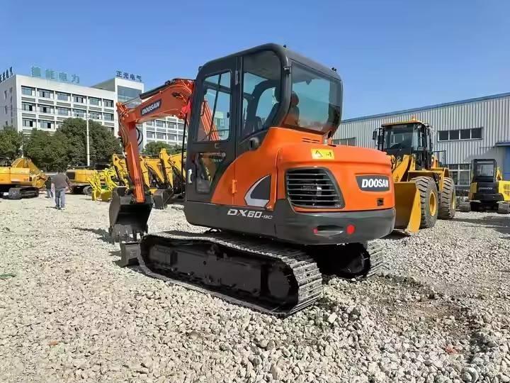 Doosan DX 60-9C Bageri guseničari