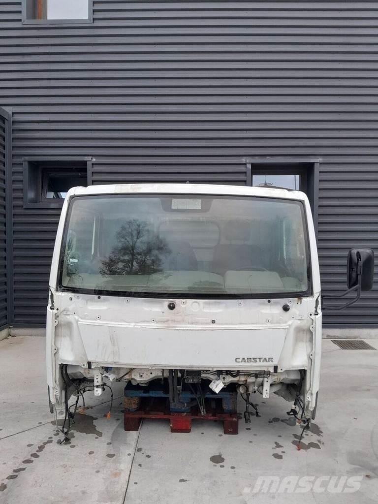 Nissan Cabstar Kabine i unutrašnjost