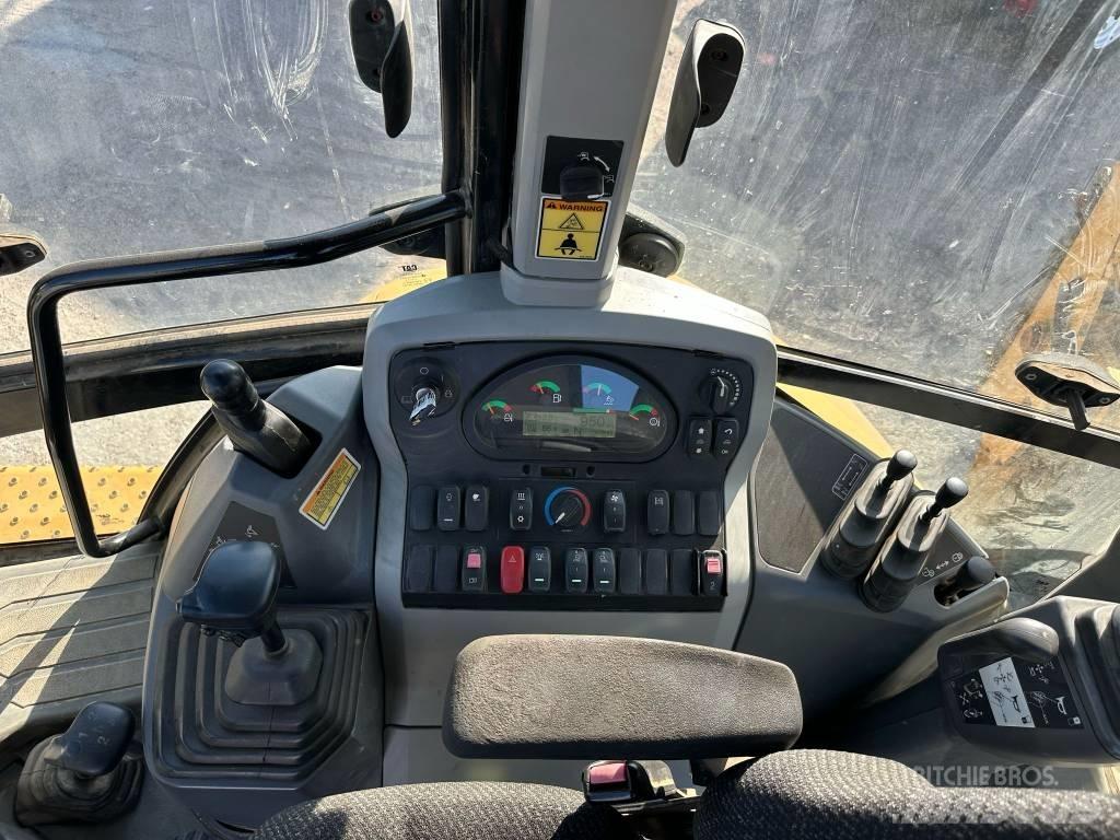 CAT 420F2 Rovokopači