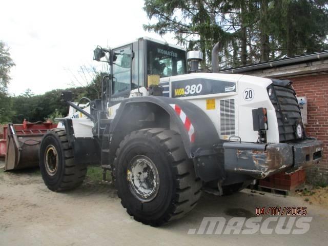 Komatsu WA 380 Utovarivači na točkove
