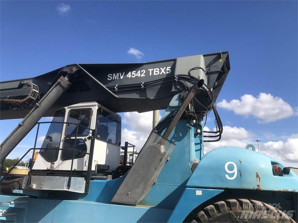 SMV 4542 TBX5 Dohvatni viljuškari