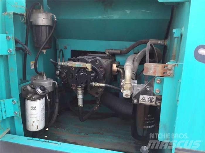 Kobelco SK 200-8 Bageri guseničari