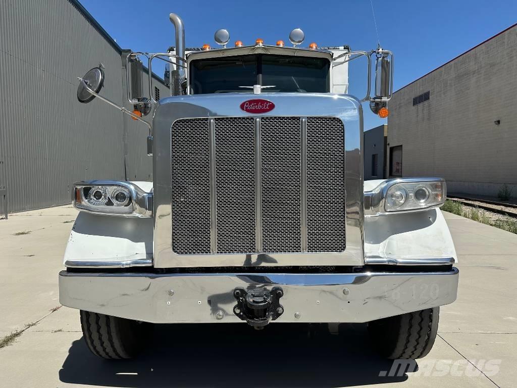 Peterbilt 367 Kiperi kamioni