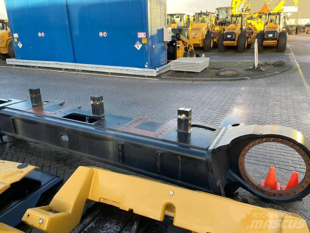 CAT 390 F L Šasija i vešenje