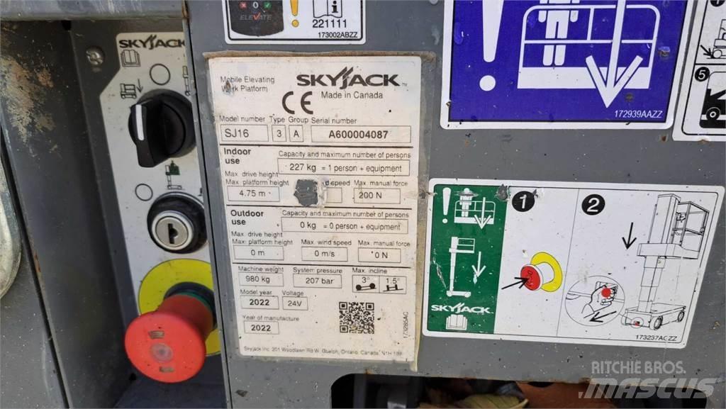 SkyJack SJ16 Ostali kranovi i platforme