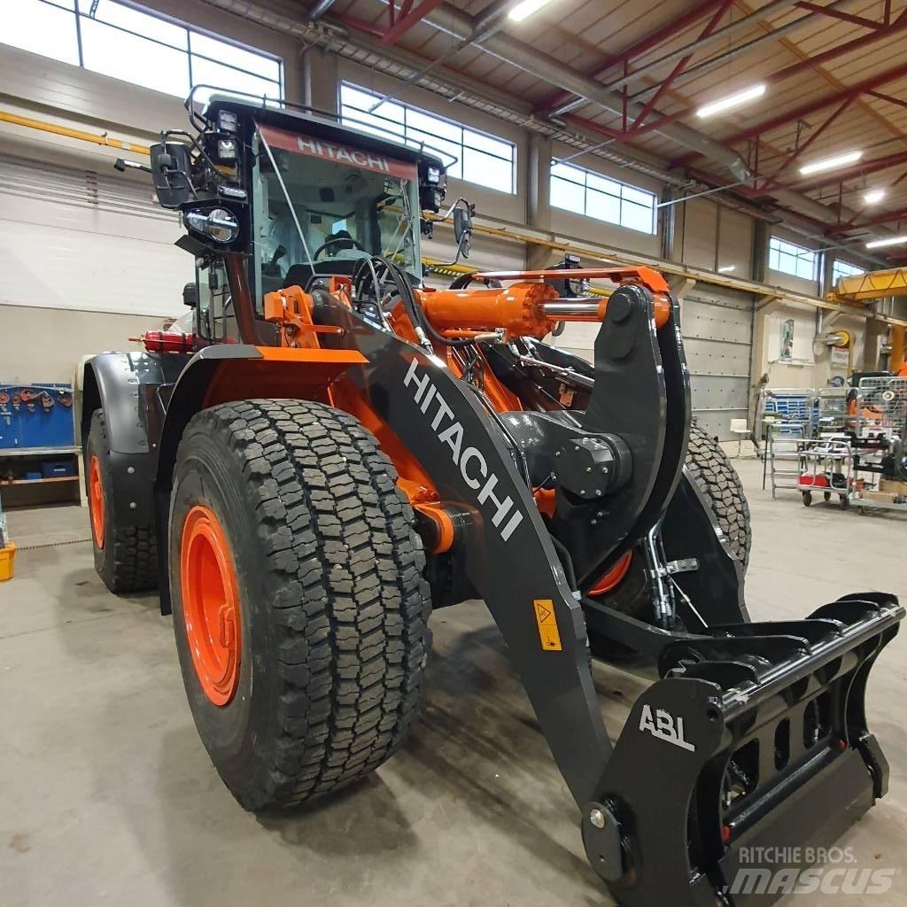 Hitachi ZW220-7 Utovarivači na točkove