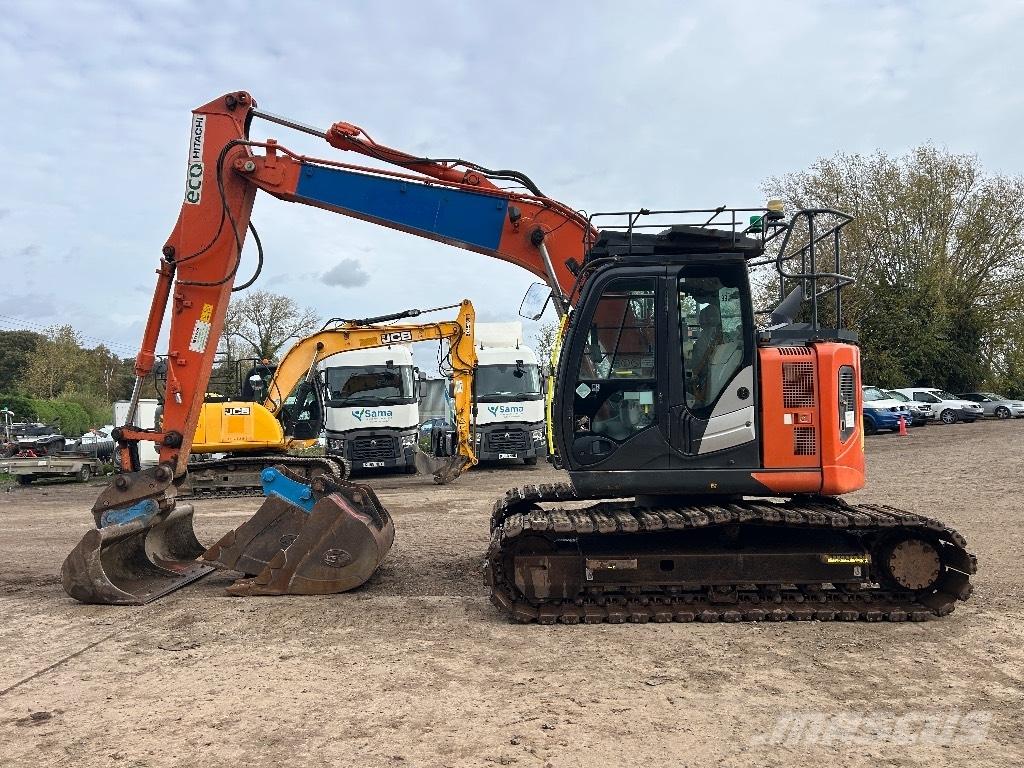 Hitachi ZX 135 US-6 Bageri guseničari