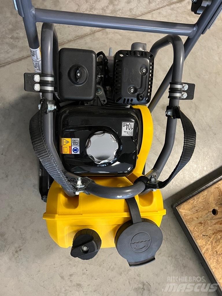 ATLAS COPCO LF57 LAT Nabijači zemlje