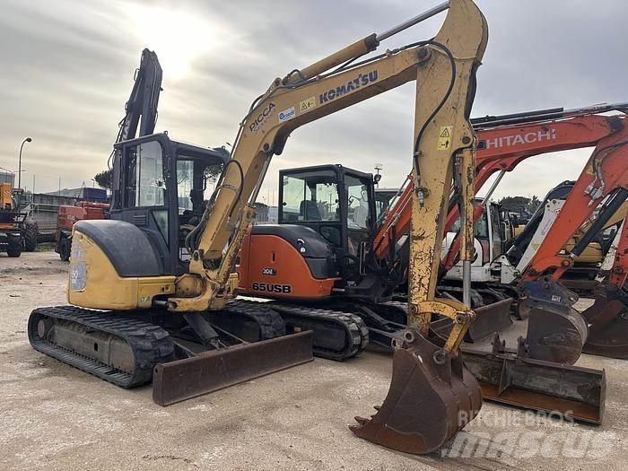 Komatsu PC30 Mini bageri < 7t