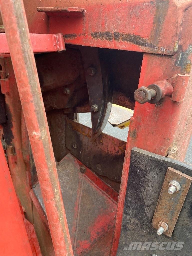Estre HM-200 Cepači za drva, drobilice za drvo i strugači