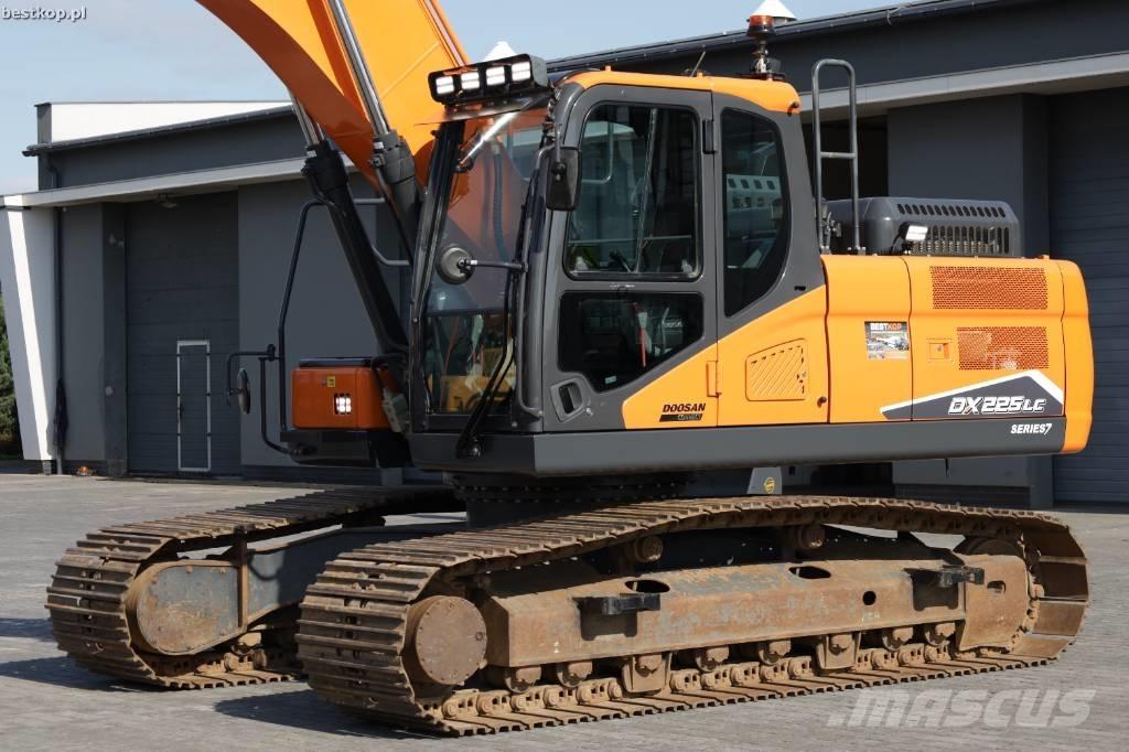 Doosan DX 225 LC-7 Bageri guseničari
