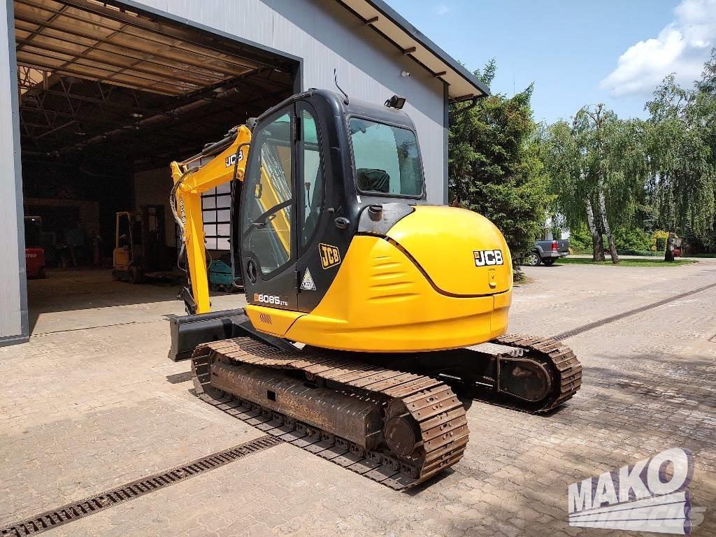 JCB 8085 ZTS Midi bageri 7t – 12t
