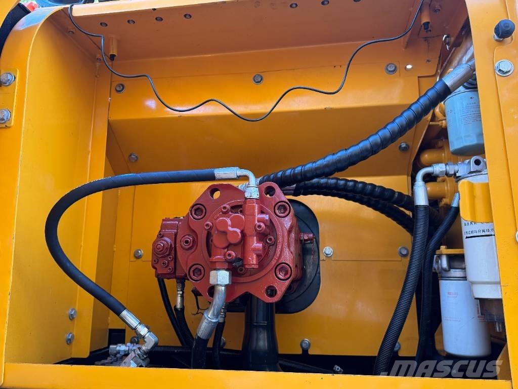 Hyundai HX220HD Midi bageri 7t – 12t