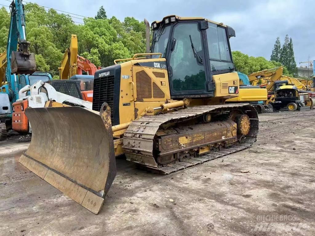 CAT D 5 K Buldožeri guseničari