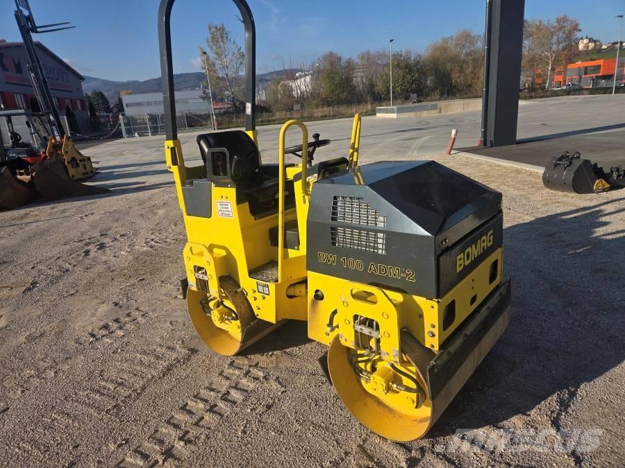 Bomag BW 100 AD-2 Valjci sa duplim bubnjem