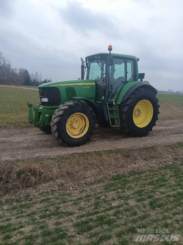 John Deere 6820 AQ Traktori