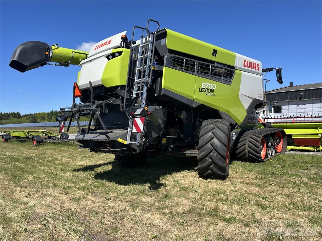 CLAAS Lexion 8700TT Kombajni
