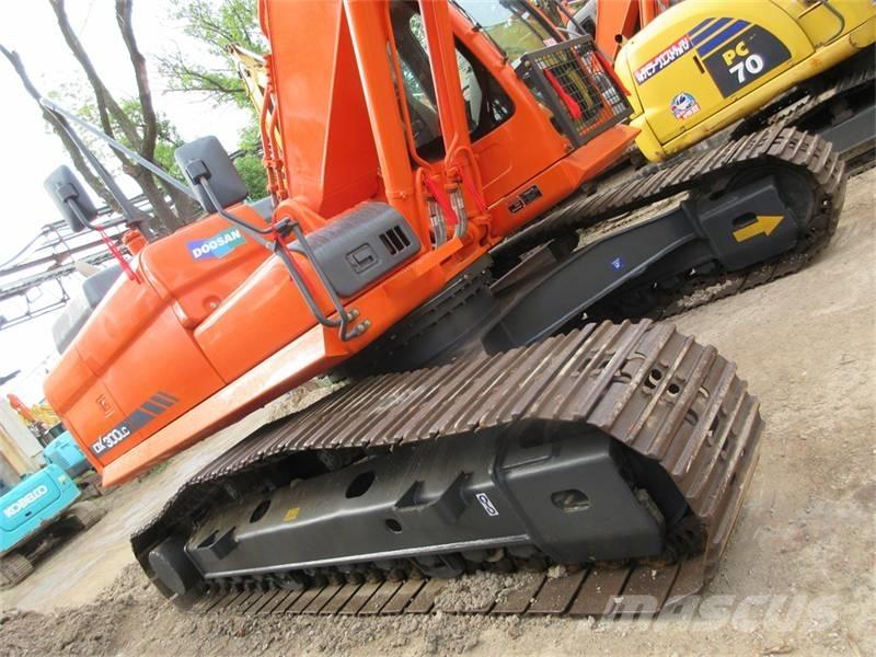 Doosan DX 340 LC Bageri guseničari