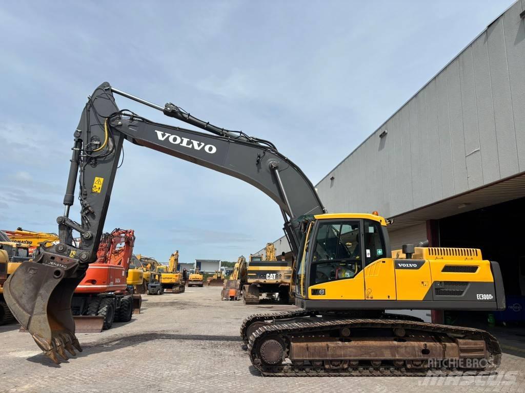 Volvo EC 300 D L Bageri guseničari
