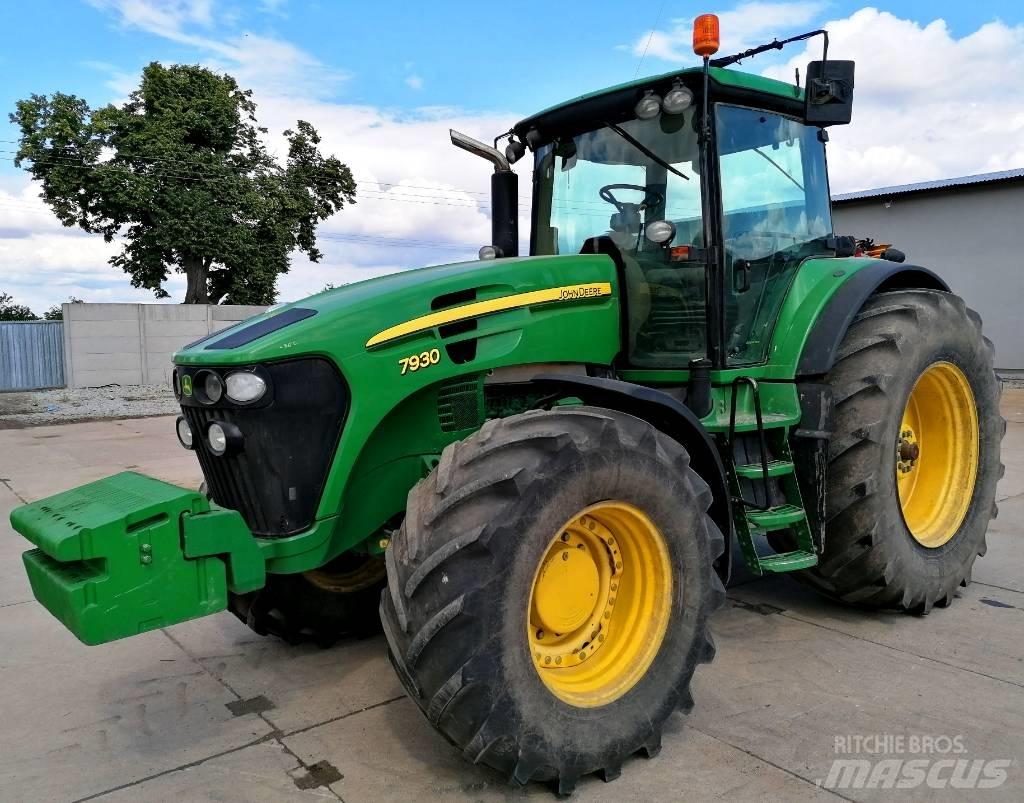John Deere 7930 Traktori