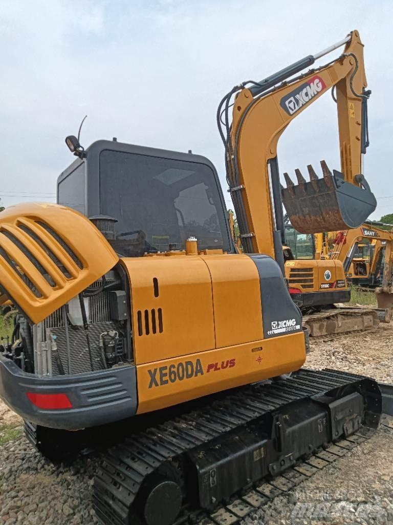 XCMG XE 60 DA Mini bageri < 7t