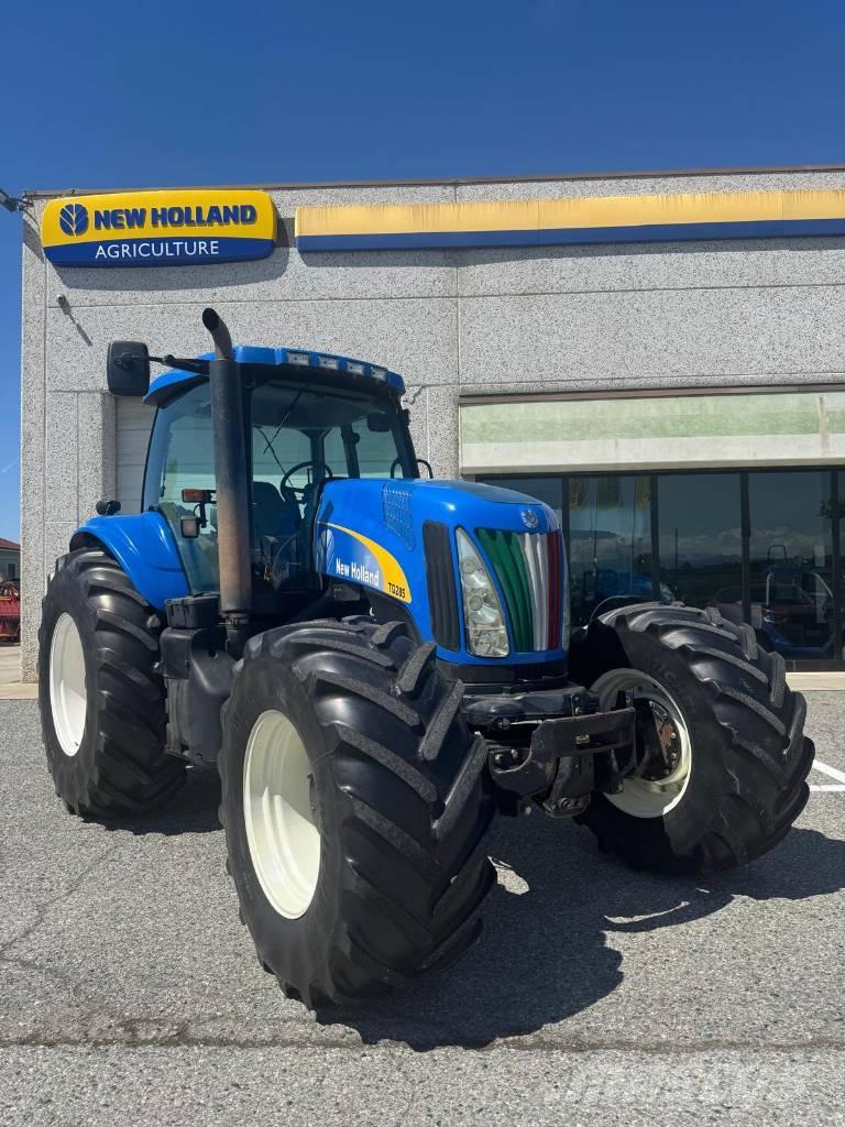 New Holland TG 285 Traktori