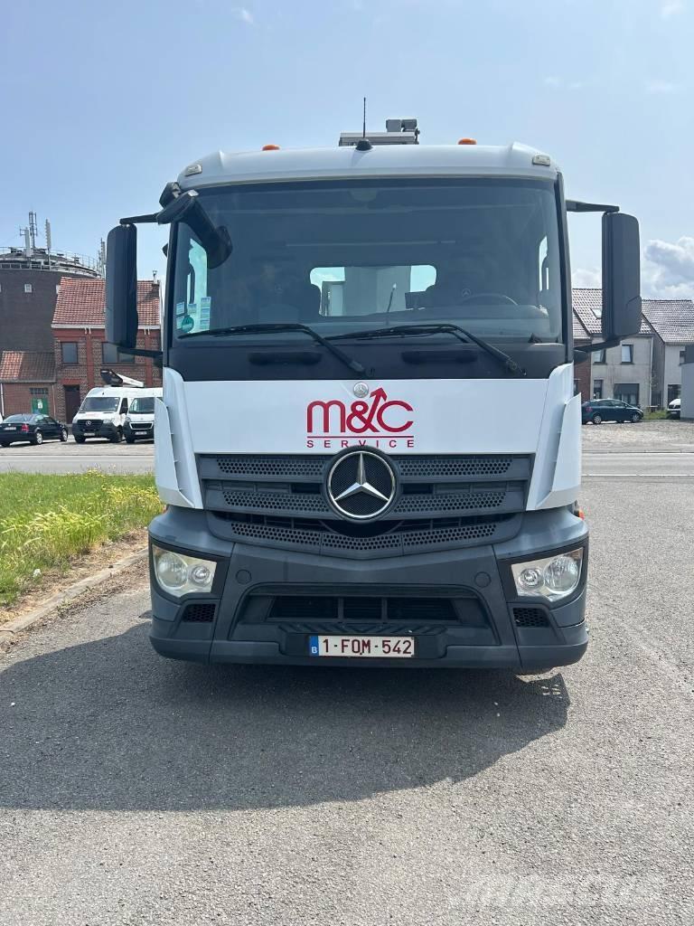 Mercedes-Benz Antos Auto korpe