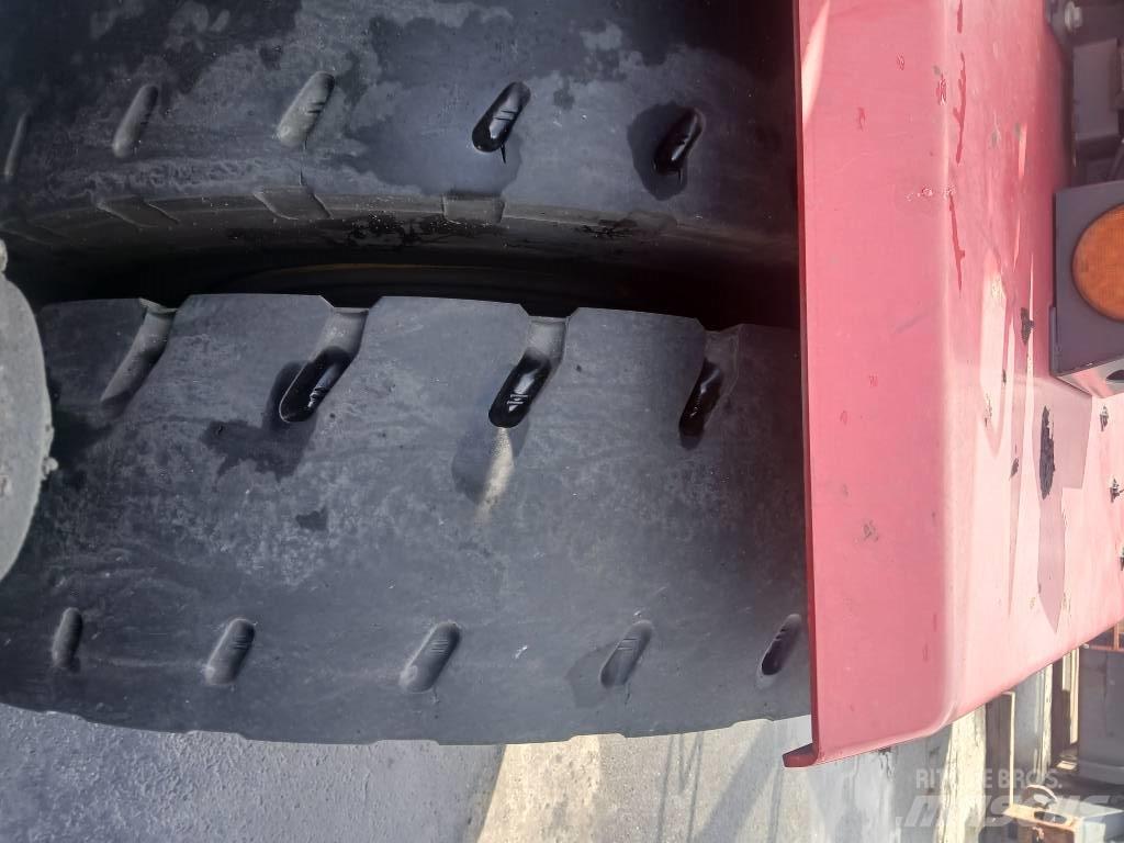 Kalmar DCG100-45ED7 Kontejnerski viljuškari