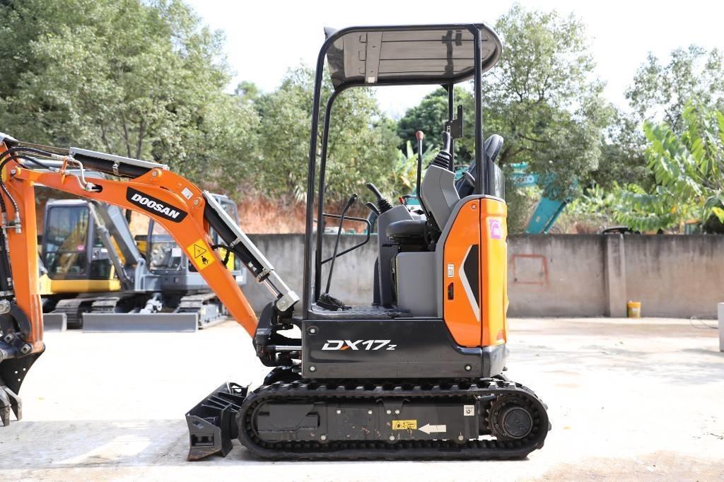Doosan DX 17 Bageri guseničari