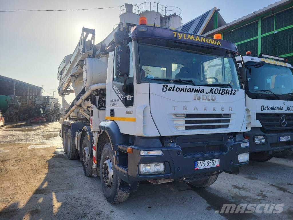 Iveco Trakker Kamioni mešalice za beton