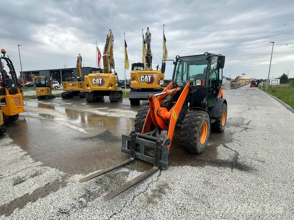 Komatsu WA 70 Utovarivači na točkove