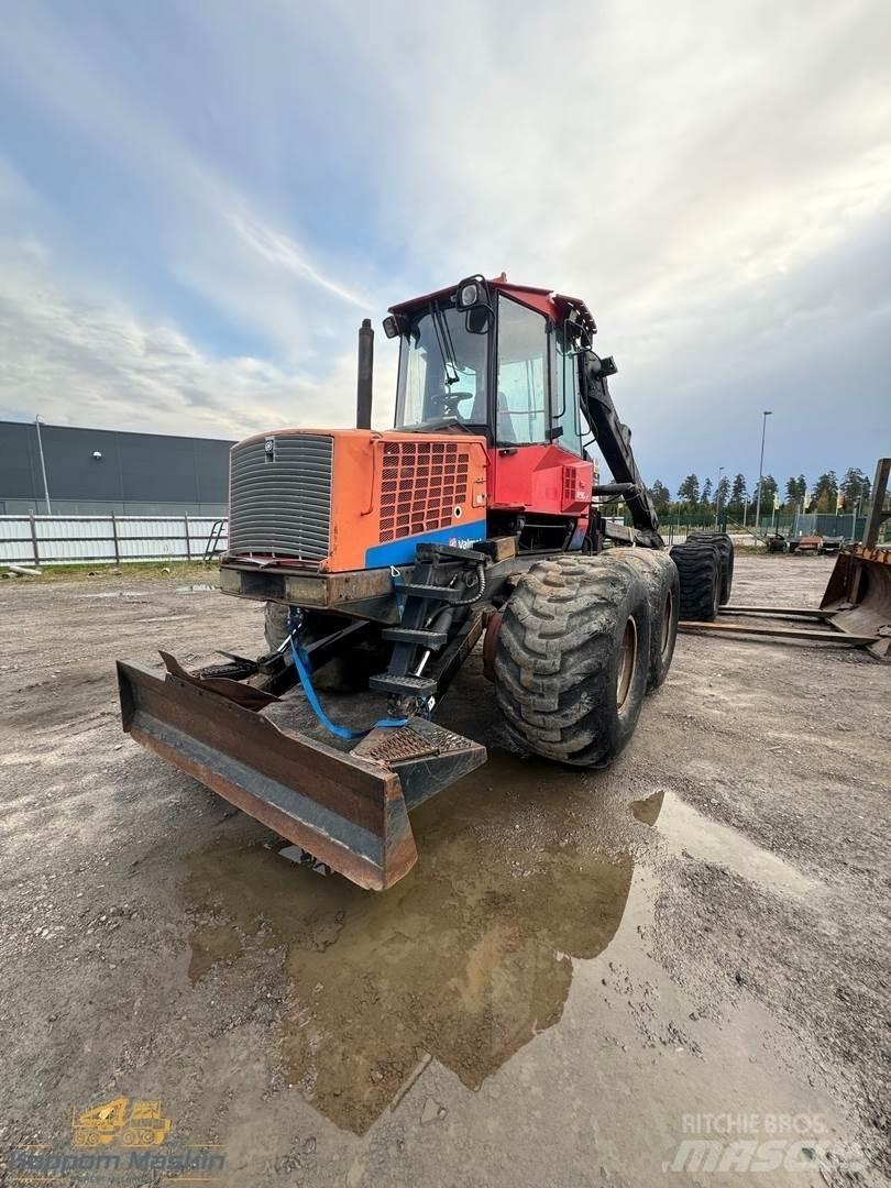 Valmet 890.2 Forvarderi