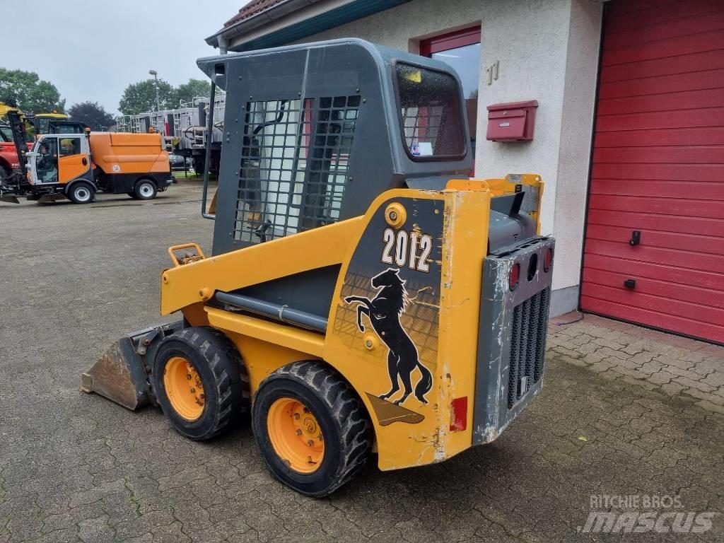 Mustang 2012 Skid steer mini utovarivači