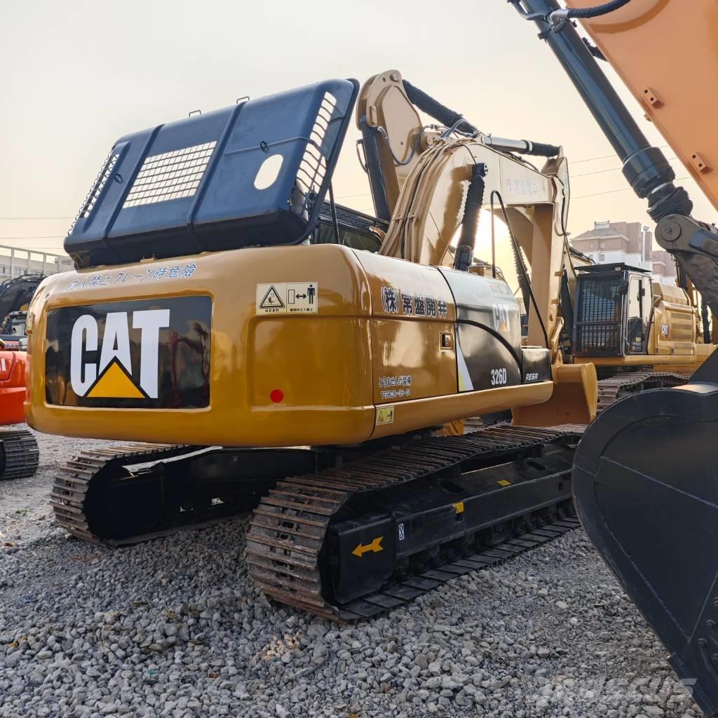 CAT 326D Bageri guseničari
