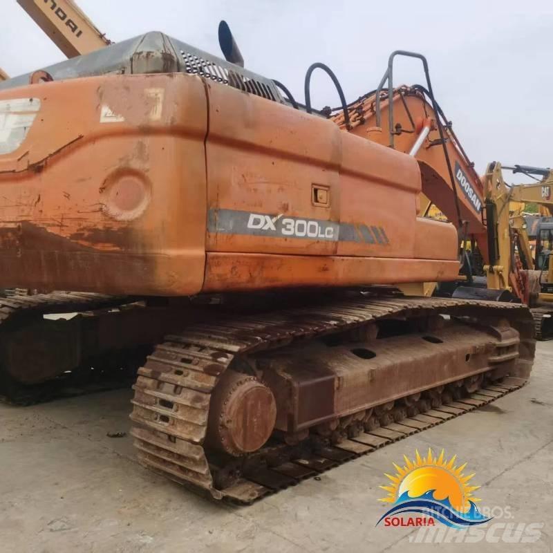 Doosan DX 300 LC Bageri guseničari