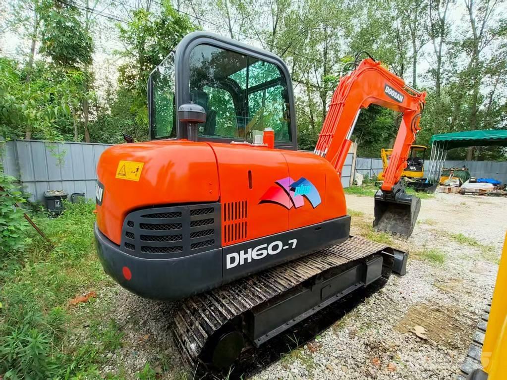 Doosan DH 60-7 Mini bageri < 7t