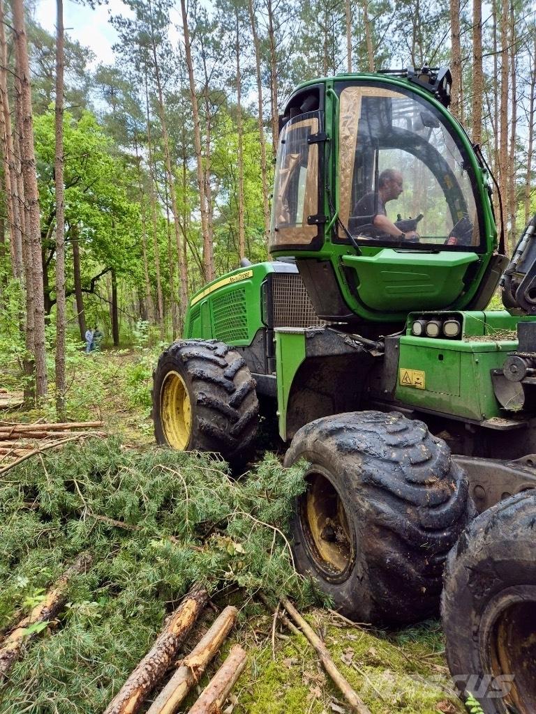 John Deere 1170 E Harversteri