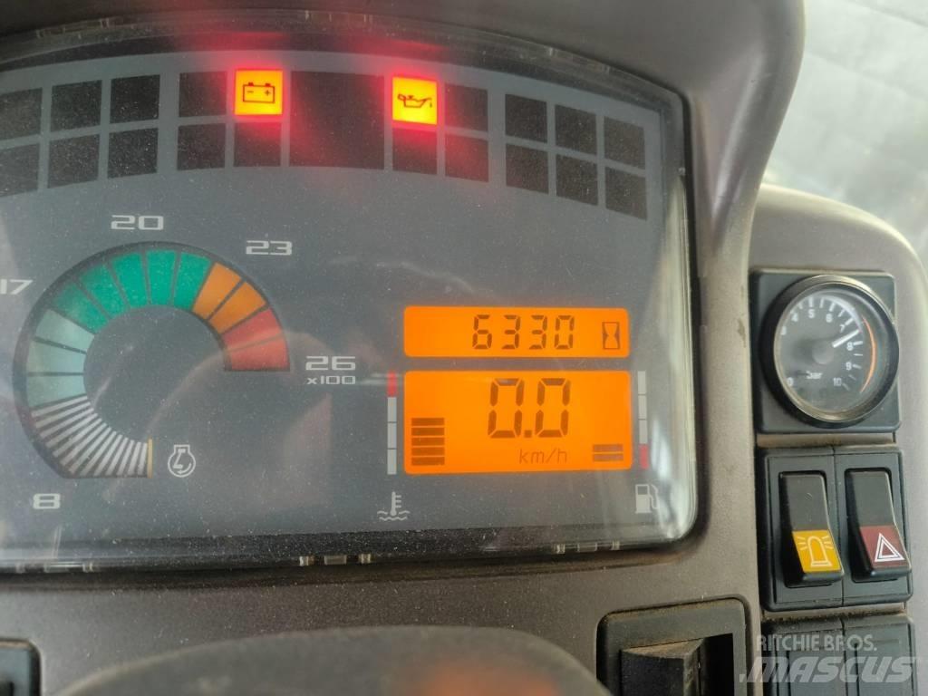 CLAAS Ares 696 RZ Traktori