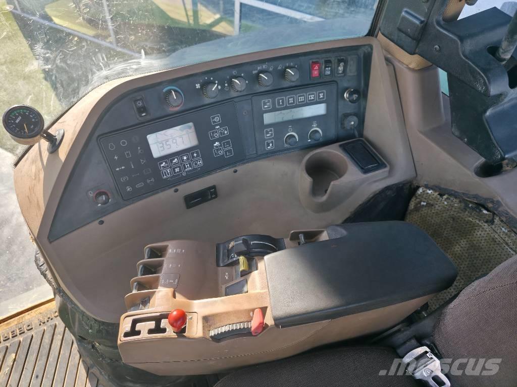 John Deere 8200 Traktori