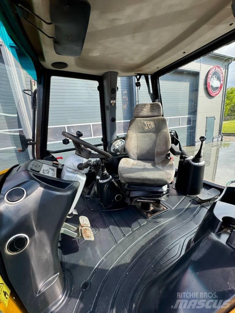 JCB 3 CX Rovokopači