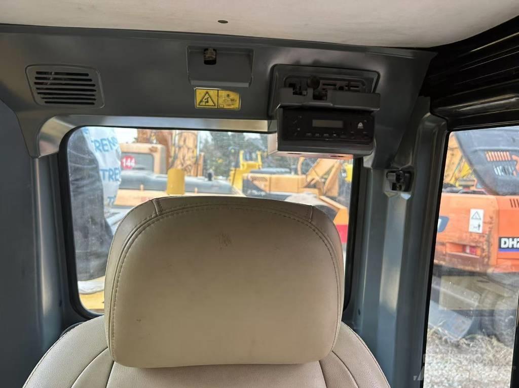 CAT 320 D Bageri guseničari