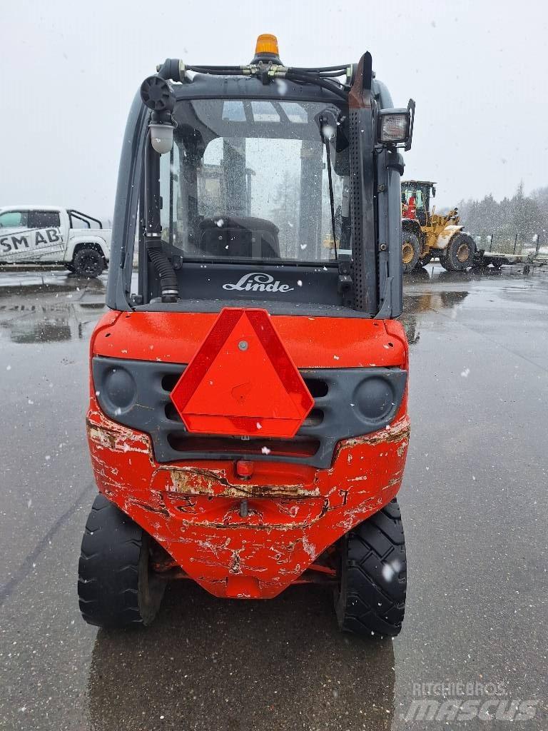 Linde H 30 D Dizelski viljuškari