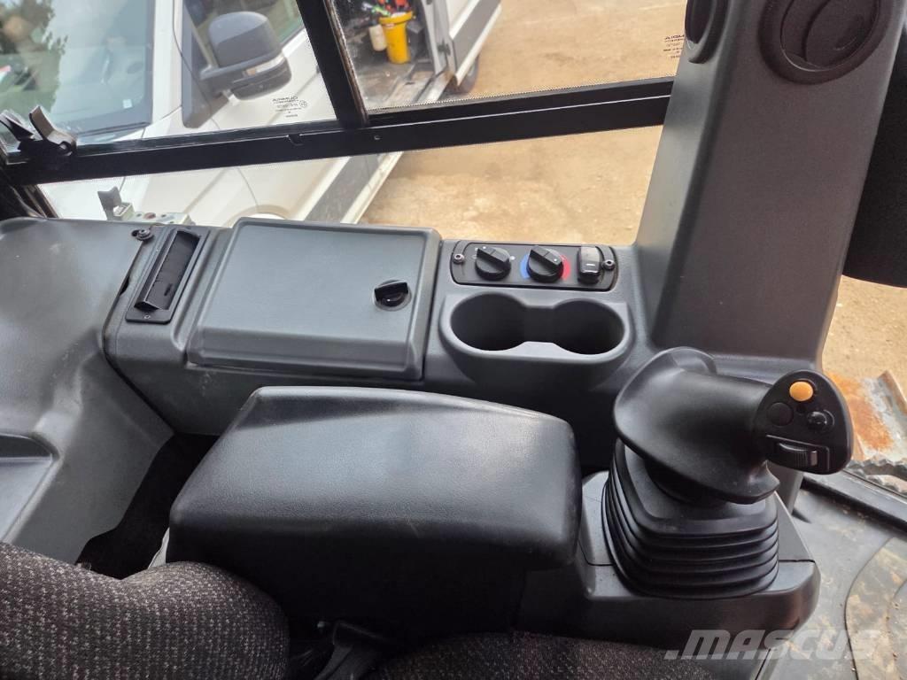 CAT D 5 K 2 LGP Buldožeri guseničari